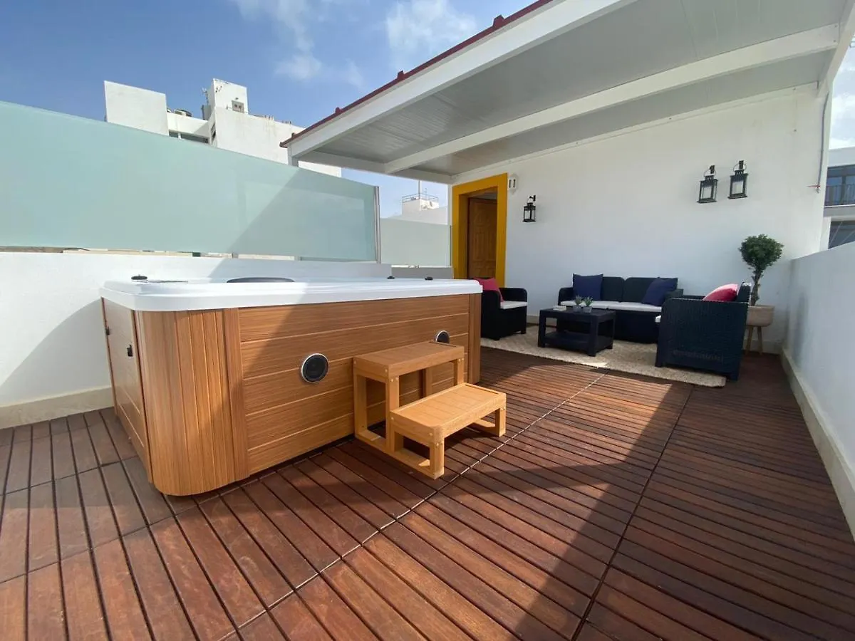 Lantia Rooftop House Arrecife