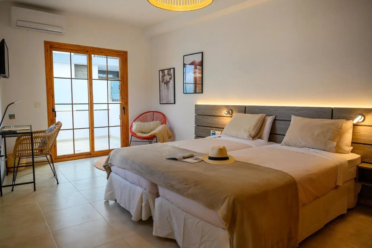 Hostel Lantia Rooftop House Arrecife